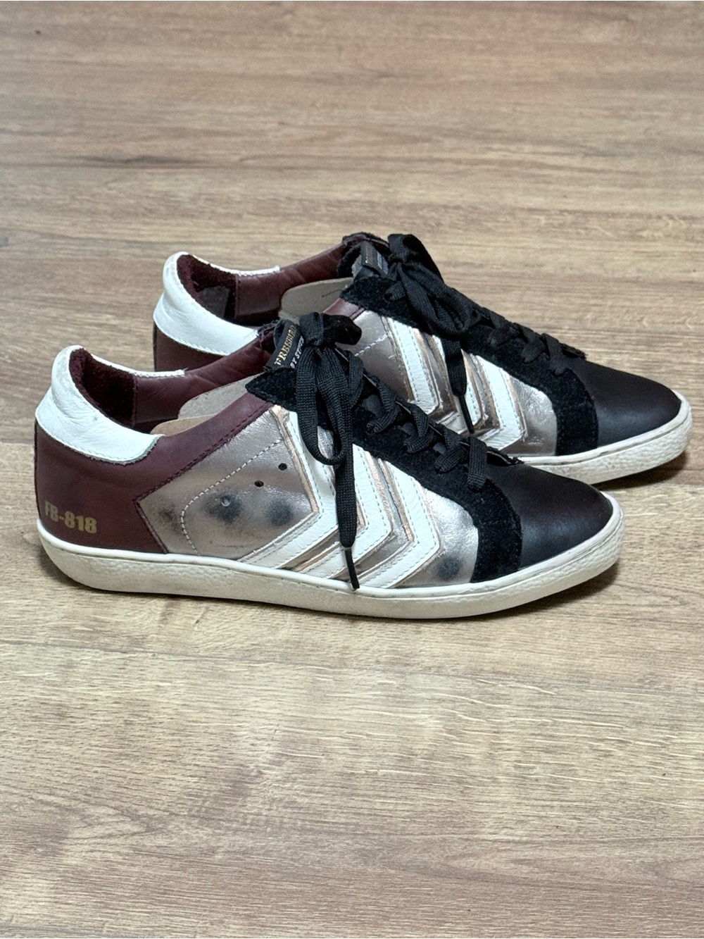 Freebird by Steven FB-818 Leather Metallic Distressed Grunge Sneakers Women’s 9